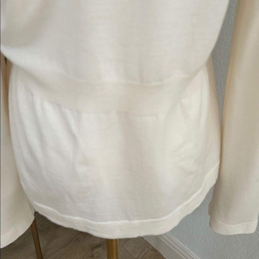 Balenciaga Cream Snap front Cardigan, Size XL, NWOT. - Picture 5 of 12